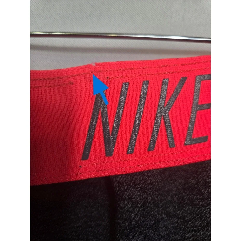 Nike‎ Dri-Fit Shorts Womens XL Dark Gray Pink Waistband Athletic Stretch Flaw